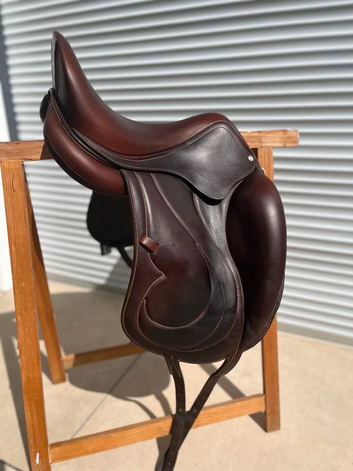 Selle de dressage Antarès Cadence