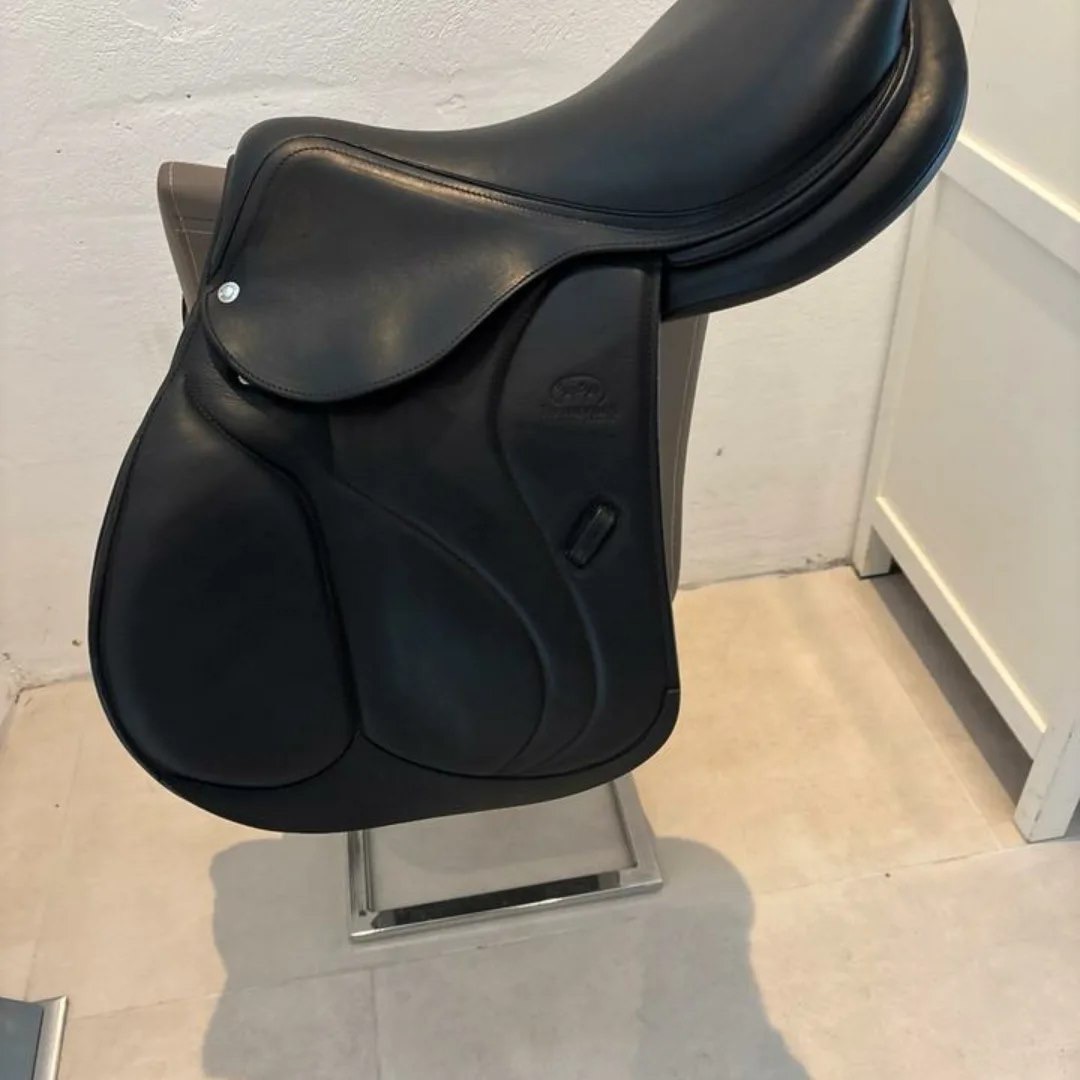 Selle d’obstacles devoucoux 